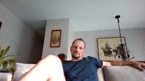 LifestyleMan313 online show from October 2025 09:34:02 PM