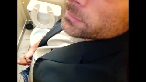 stopshottttt online show from December 2025 07:31:01 PM