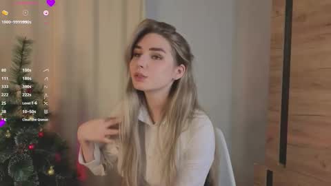 Luna online show from December 2025 03:08:02 PM