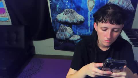 Snapshot of stormythunder chatting on October 2025 09:10:01 AM Stormythunder online show from October 2025 09:10:01 AM