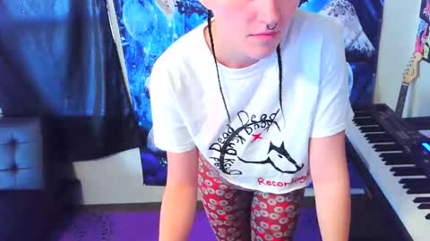 Snapshot of stormythunder chatting on November 2025 03:57:01 PM Stormythunder online show from November 2025 03:57:01 PM