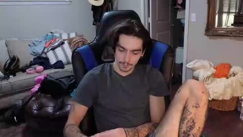 Snapshot of str8whiteboy21 chatting on September 2025 08:08:02 PM str8whiteboy21 online show from September 2025 08:08:02 PM