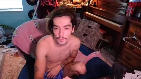 Snapshot of str8whiteboy21 chatting on October 2025 04:16:01 PM str8whiteboy21 online show from October 2025 04:16:01 PM