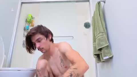 str8whiteboy21 online show from October 2025 05:47:01 PM