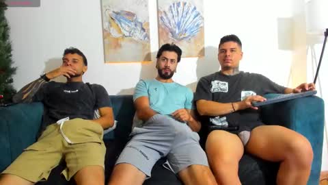 straight__friends online show from March 2026 02:56:02 PM