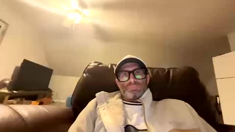 Snapshot of straightexhibitionistforcocks chatting on October 2025 09:58:02 PM straightexhibitionistforcocks online show from October 2025 09:58:02 PM