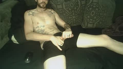 straitpipermann22 online show from September 2025 04:18:01 PM