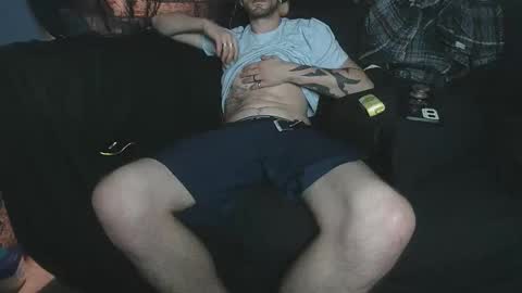 straitpipermann22 online show from October 2025 05:11:02 AM