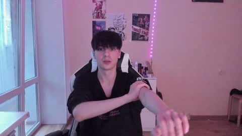 Ray online show from December 2024 07:39:02 AM