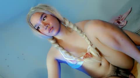 lexie online show from March 2025 03:46:02 AM