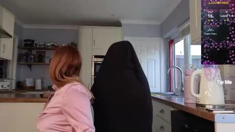 Amorina online show from September 2025 09:22:01 AM