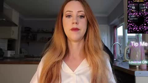 Snapshot of stripmequick chatting on April 2026 09:15:02 AM Amorina online show from April 2026 09:15:02 AM