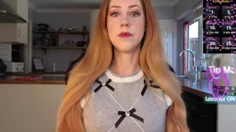 Snapshot of stripmequick chatting on May 2026 09:28:02 AM Amorina online show from May 2026 09:28:02 AM