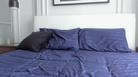 Strong Arni online show from February 2026 06:21:02 AM