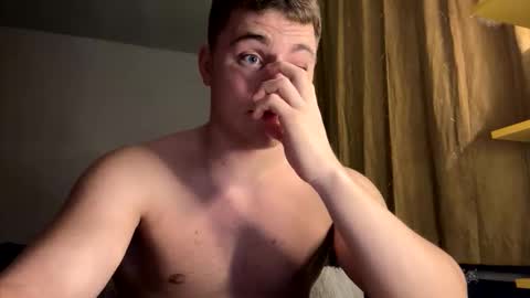 Snapshot of strong_baby chatting on January 2026 04:11:01 PM Strong Baby online show from January 2026 04:11:01 PM