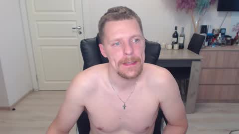 strong_guy_xxx online show from September 2025 06:35:02 AM