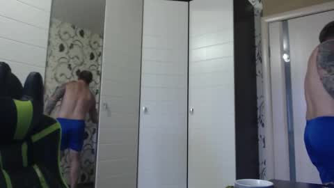 Alex online show from November 2025 09:03:01 AM