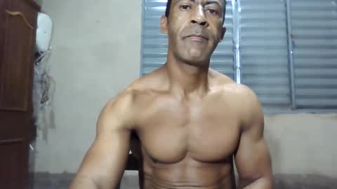 strongdaddyfantastic online show from February 2026 01:20:01 PM