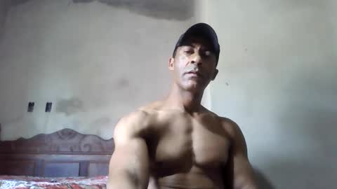 strongdaddyfantastic online show from February 2026 06:31:01 PM