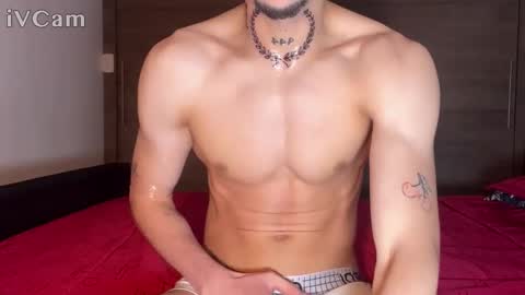 Snapshot of stronghardlatino chatting on May 2026 02:42:02 AM stronghardlatino online show from May 2026 02:42:02 AM