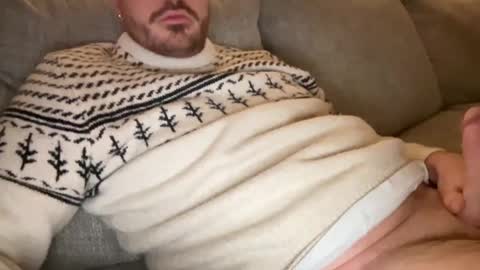 Snapshot of strongman4u2do chatting on December 2024 02:58:01 AM Jay online show from December 2024 02:58:01 AM