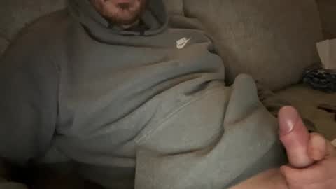 Snapshot of strongman4u2do chatting on January 2025 01:58:01 AM Jay online show from January 2025 01:58:01 AM