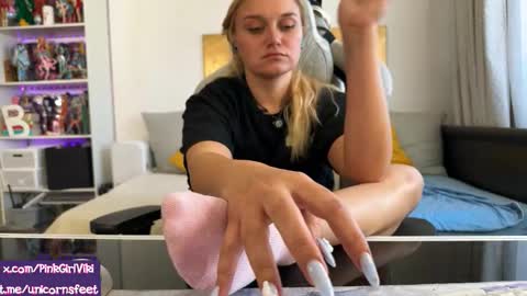 goddess online show from September 2025 09:20:01 AM