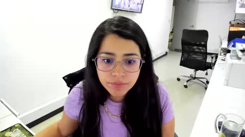 studcb_ online show from January 2025 02:06:01 AM