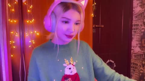 stuffy_ri online show from December 2024 11:16:02 PM