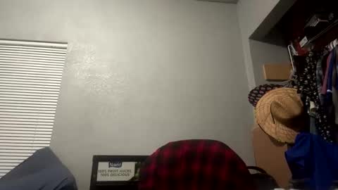 Snapshot of suavecito67 chatting on November 2025 03:38:01 AM suavecito67 online show from November 2025 03:38:01 AM