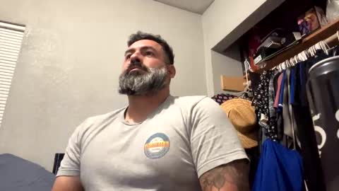 Snapshot of suavecito67 chatting on November 2025 04:04:01 AM suavecito67 online show from November 2025 04:04:01 AM