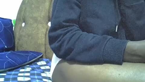 Snapshot of submissive_slut001 chatting on December 2024 06:10:01 PM submissive_slut001 online show from December 2024 06:10:01 PM