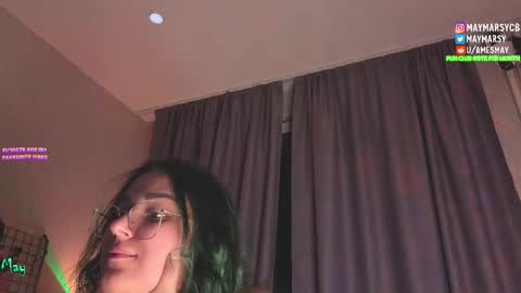 Snapshot of succubus_room chatting on September 2025 10:21:02 PM May online show from September 2025 10:21:02 PM