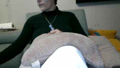 sucrette5629 online show from December 2024 04:24:02 PM