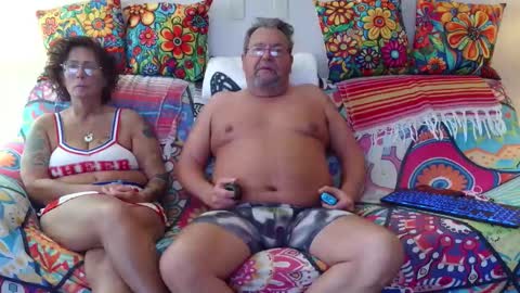 Snapshot of suenixon chatting on February 2026 02:09:01 PM suenixon online show from February 2026 02:09:01 PM