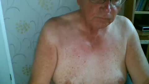 suffolkboy4 online show from July 2026 07:51:01 PM