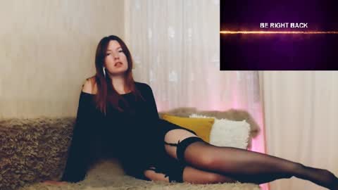 Instagram faroffland online show from March 2025 08:05:02 PM