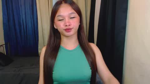 Snapshot of sugar_munch chatting on February 2025 06:44:01 PM Cheska online show from February 2025 06:44:01 PM