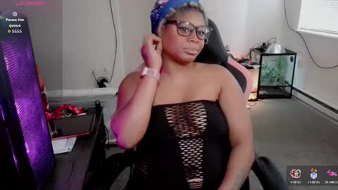 lexi love online show from September 2025 07:19:02 PM