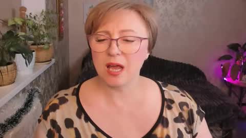 Vivien online show from January 2026 09:12:02 AM