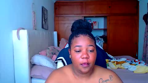 Cami   Back in 2 hours online show from October 2025 07:23:02 PM