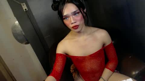 Snapshot of sultry_sirenxx chatting on February 2025 06:03:01 PM sultry_sirenxx online show from February 2025 06:03:01 PM