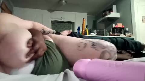 Snapshot of summerdivine69 chatting on October 2025 12:43:02 AM Summer Divine online show from October 2025 12:43:02 AM