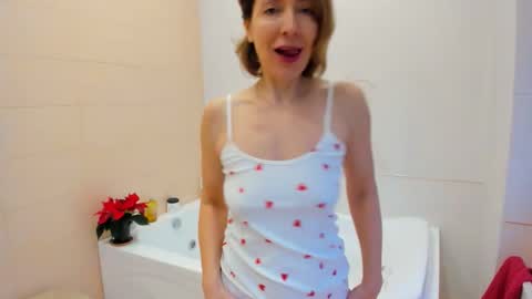 summerliza online show from December 2025 10:11:01 AM