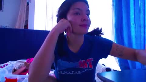 moon1 online show from November 2025 09:30:02 PM