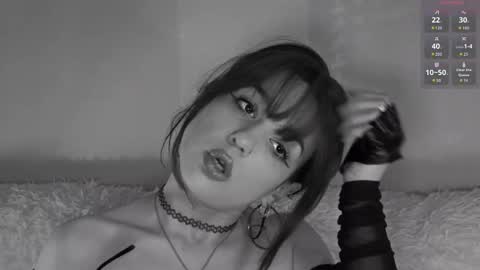 Miss Nelly online show from September 2025 12:16:01 PM