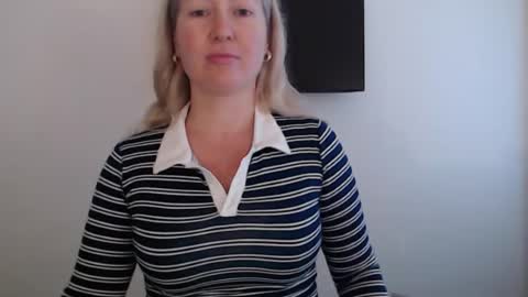 sunbrilliant online show from July 2026 07:54:01 PM