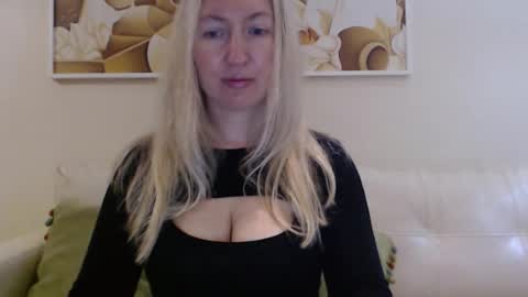 sunbrilliant online show from August 2026 05:26:01 PM