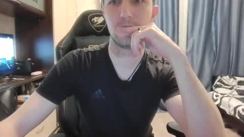 suncloud_77 online show from February 2026 06:20:01 PM