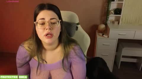 Tina. Im topless model  online show from January 2026 08:40:01 AM